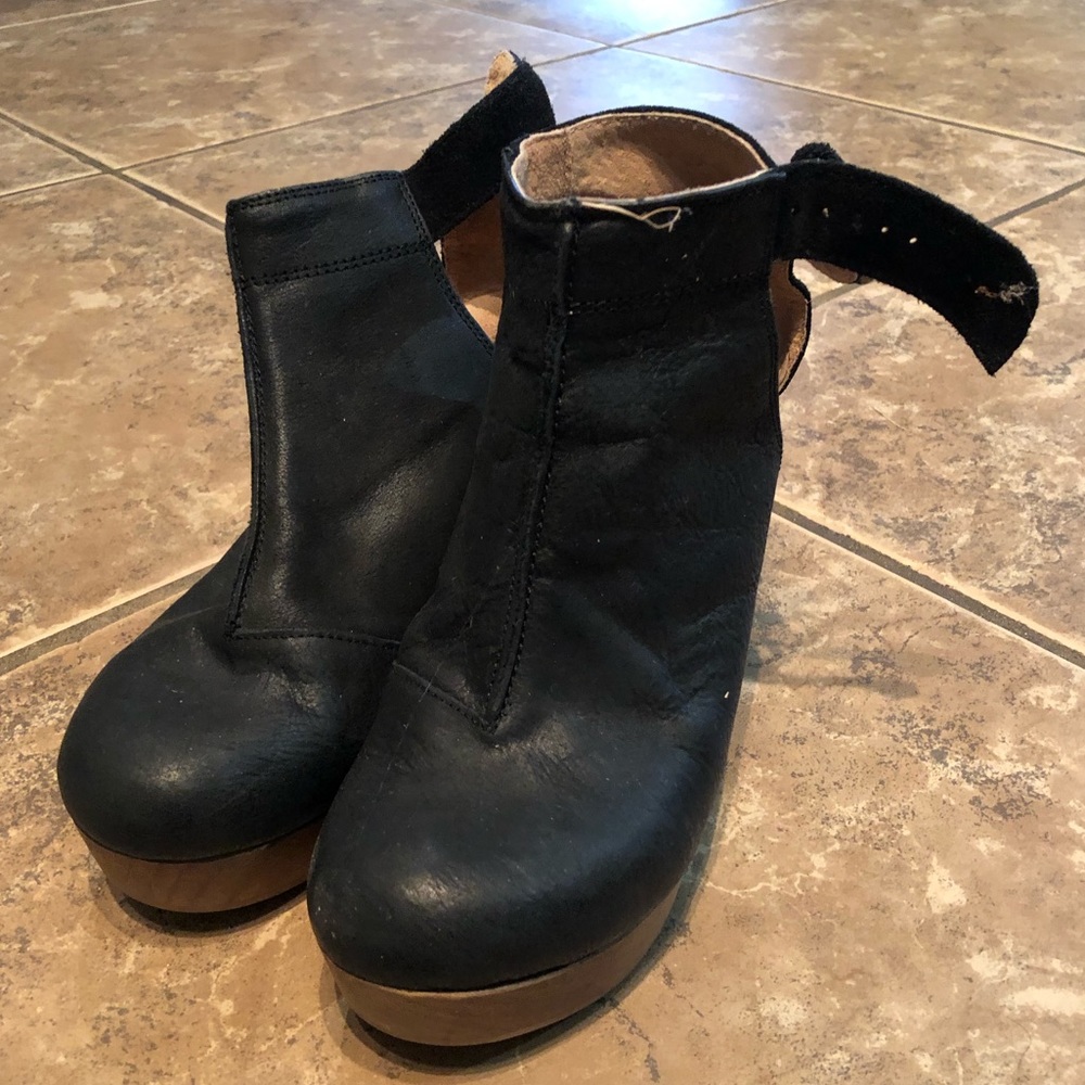 Free People Orchard Clog 37 (US 7)
